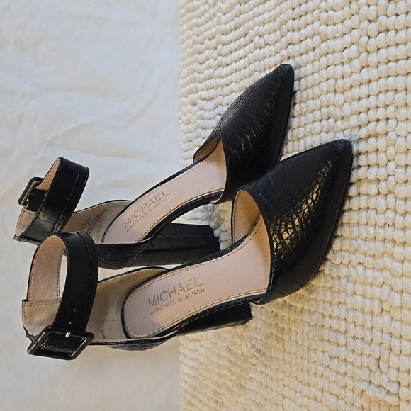 Michael By Michael Shannon Romina Faux Crocadile Pointed Toe Heel size 6 - Picture 1 of 7